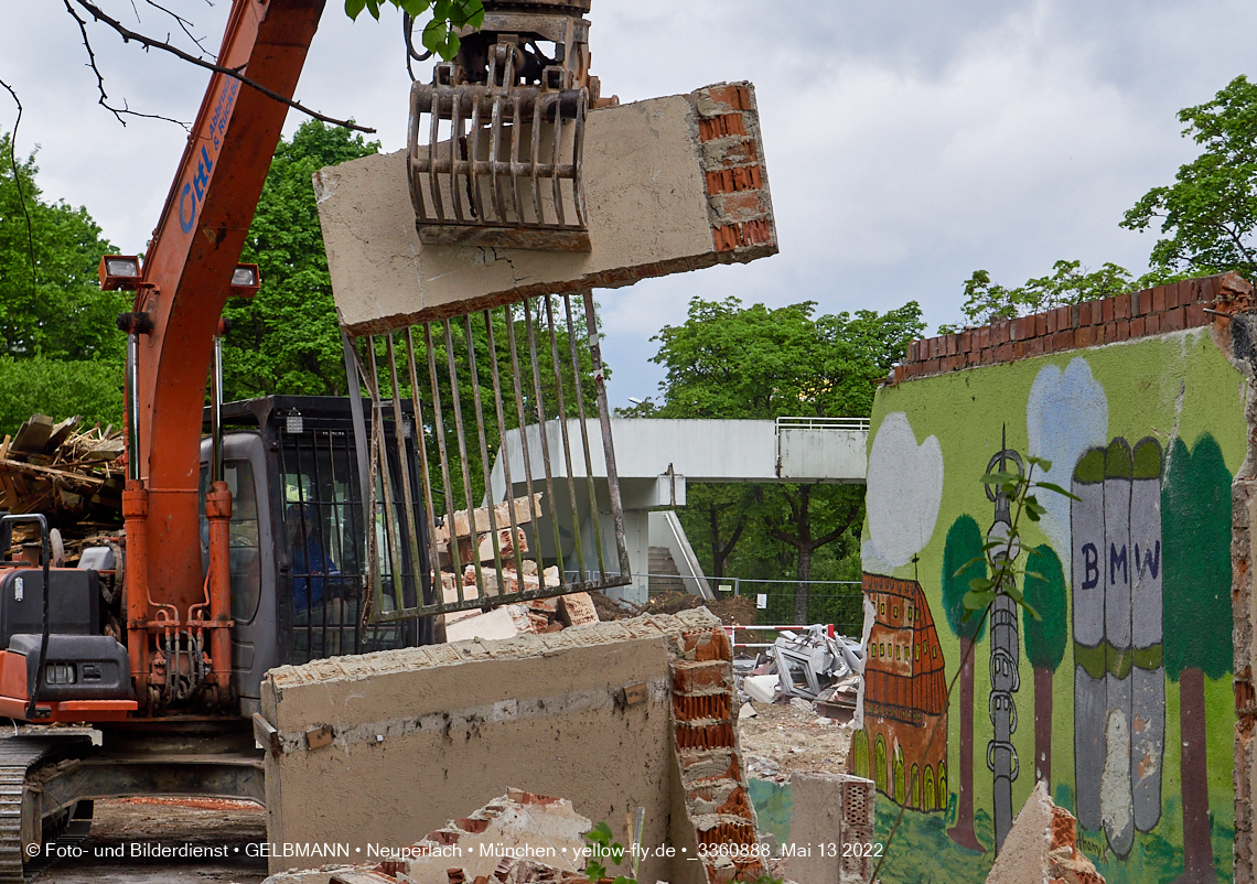 13.05.2022 - Baustelle am Haus für Kinder in Neuperlach